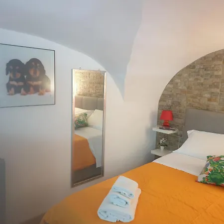 Robert Holiday Holiday home Catania